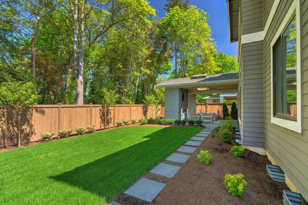 wood fence in indianapolis