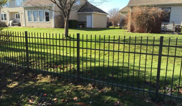 aluminum picket fence in indianapolis installed by timber ridge fence