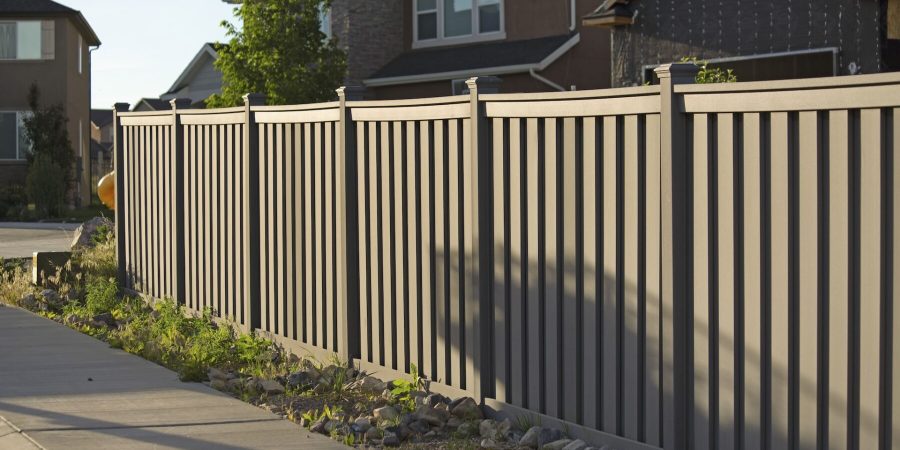 Vinyl Privacy Fence Design Ideas for Indiana Homes
